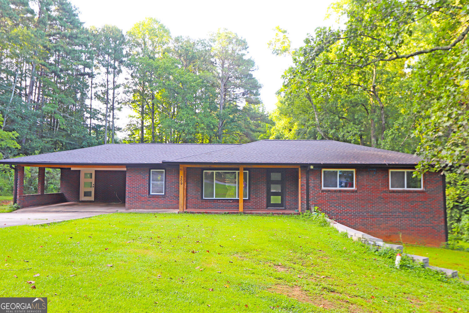 Property Photo:  309 Field Street  GA 30110 