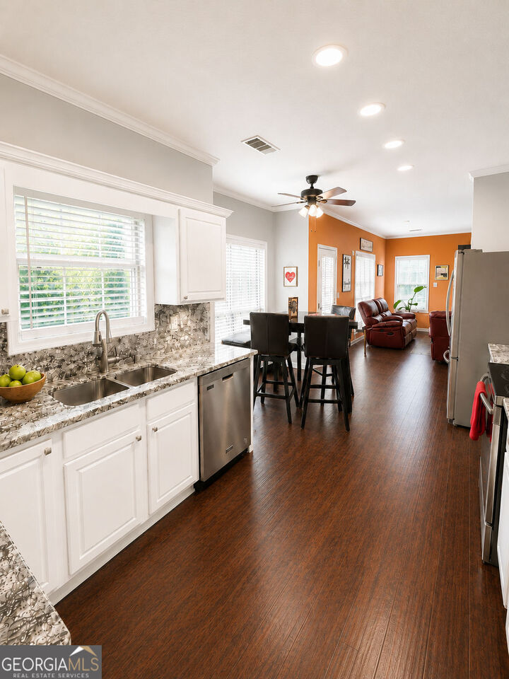 Property Photo:  3114 Linsley Court SW  GA 30094 