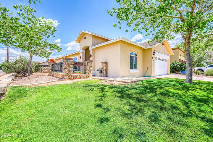 Property Photo:  720 Lt Joe Magallanes Road  TX 79927 