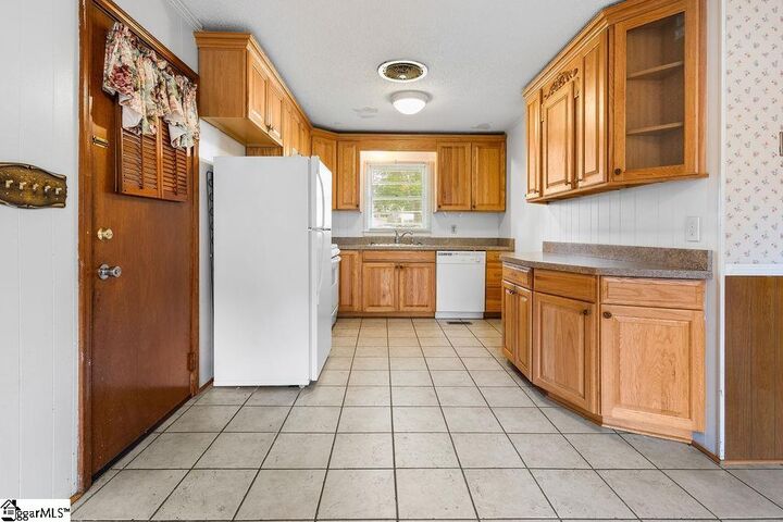 Property Photo: 100 Spring Street SC 29640