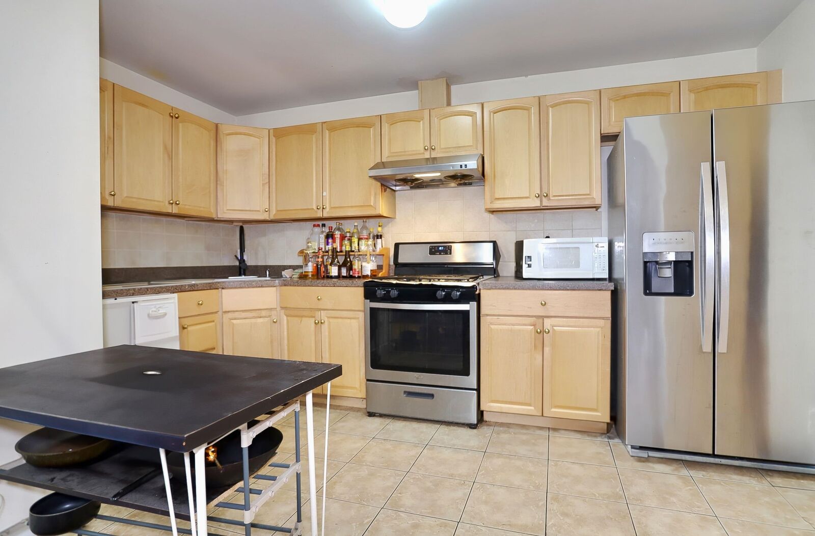 Property Photo:  210 New York Ave 2  NJ 07307 