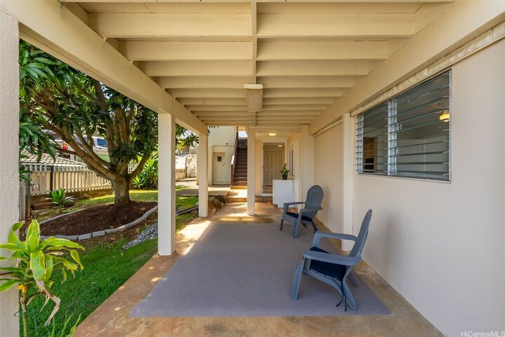 Property Photo:  2145 Malino Place  HI 96817 