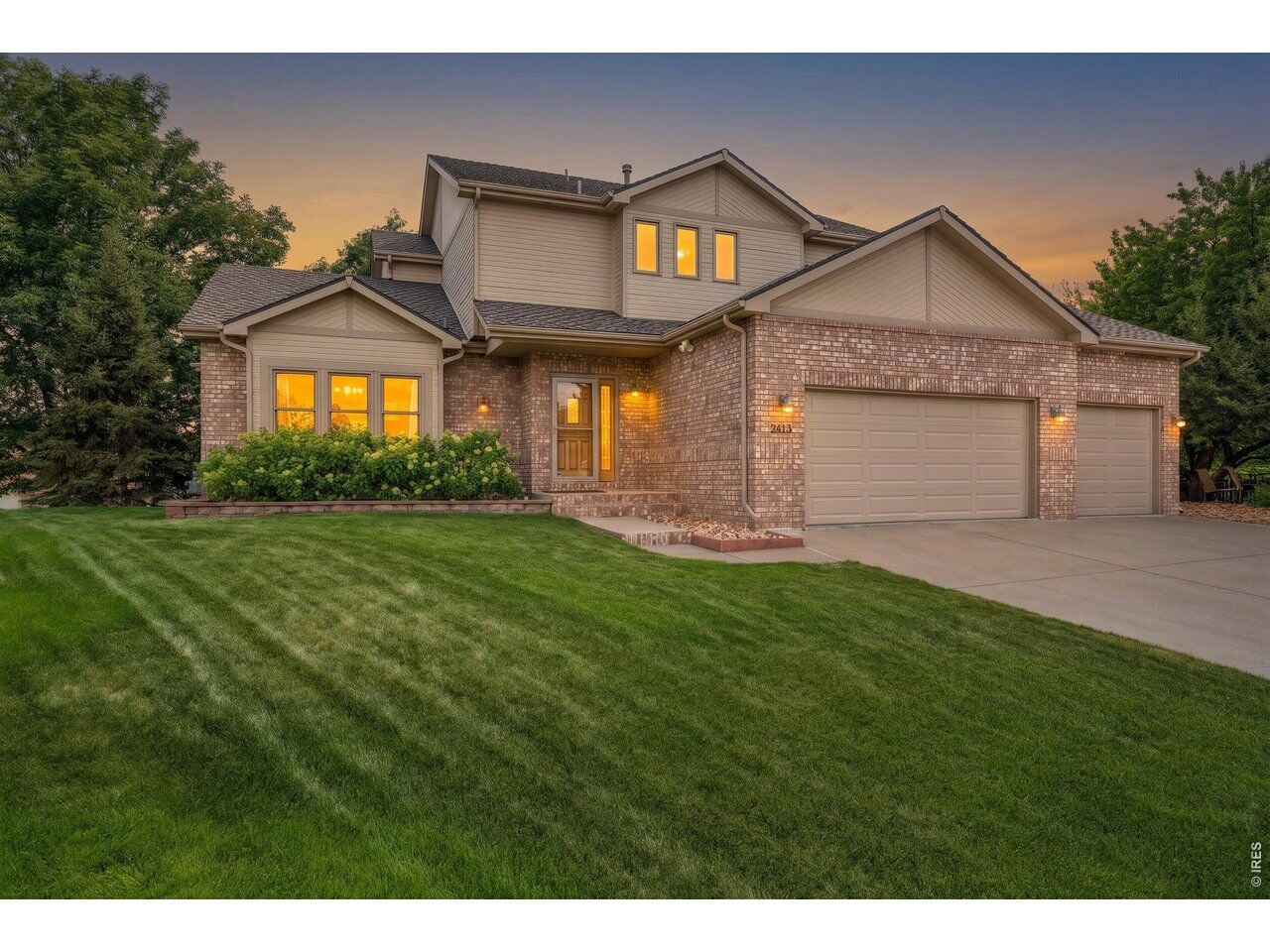 Property Photo:  2413 Willow Ln  CO 80503 