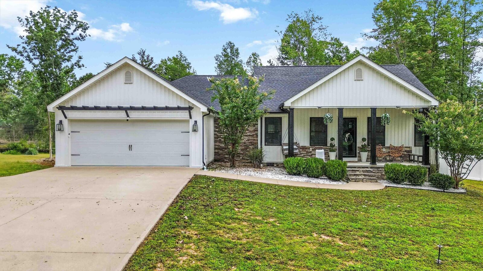 Property Photo: 671 Mauney Chapel Road KY 40701