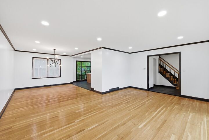 Property Photo:  807 Hillcrest Dr.  OH 44805 