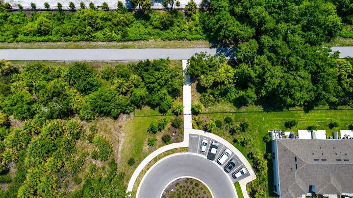 Property Photo:  5848 Biscotti Street  FL 34275 