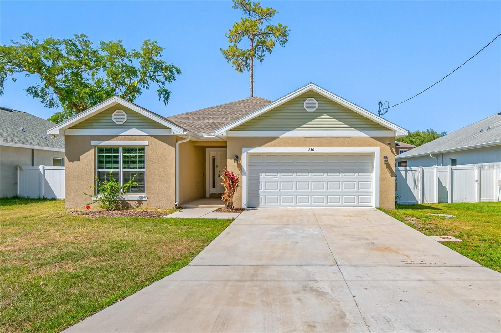 Property Photo: 230 Clayton Street FL 33511