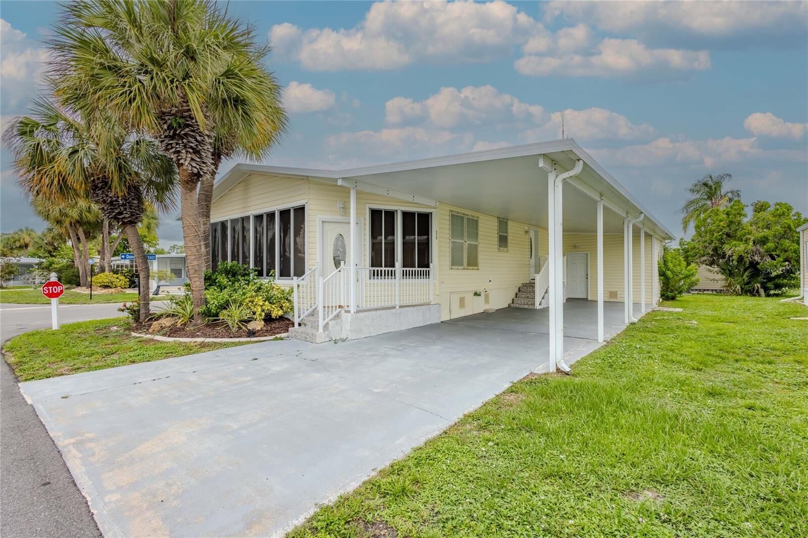 Property Photo:  2100 Kings Highway 529  FL 33980 