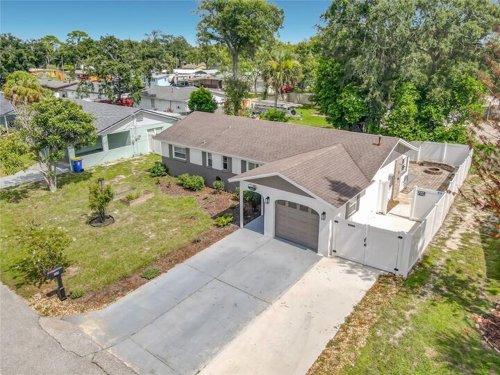 Property Photo: 108 Orange Avenue FL 32132