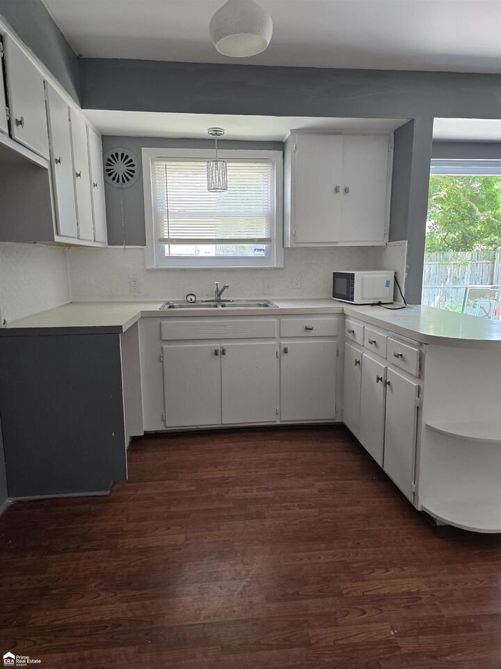 Property Photo: 3116 Norwood Drive MI 48503-2322