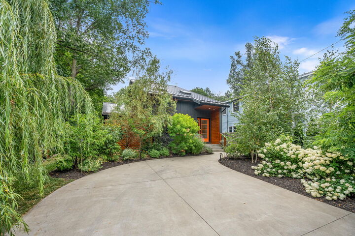 Property Photo: 841 Holland Street MI 49453