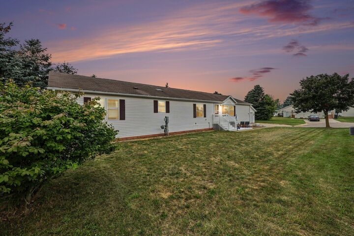 Property Photo: 1893 Lanark Court MI 49240