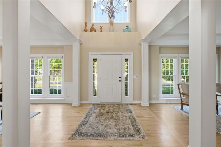 Property Photo:  441 N Sycamore Lane  IL 60542 