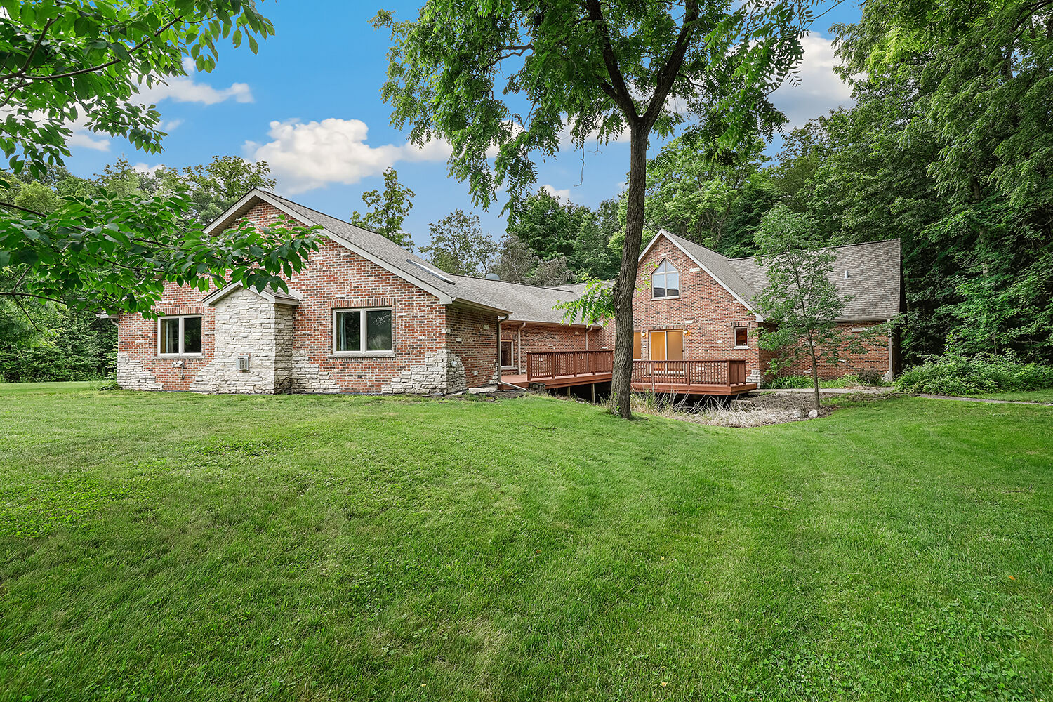 Property Photo:  6650E Minkler Road  IL 60560 