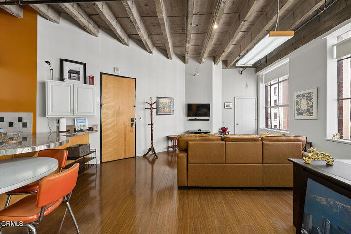 Property Photo: 312 W 5th Street 625 CA 90013