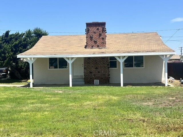 Property Photo:  1003 E 149th  CA 90220 
