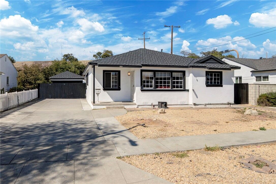 Property Photo:  10527 Angell Street  CA 90650 