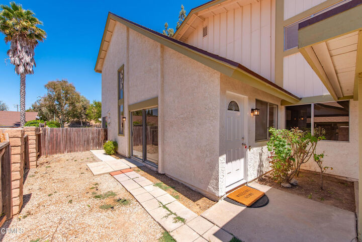Property Photo: 2079 Covington Avenue CA 93065