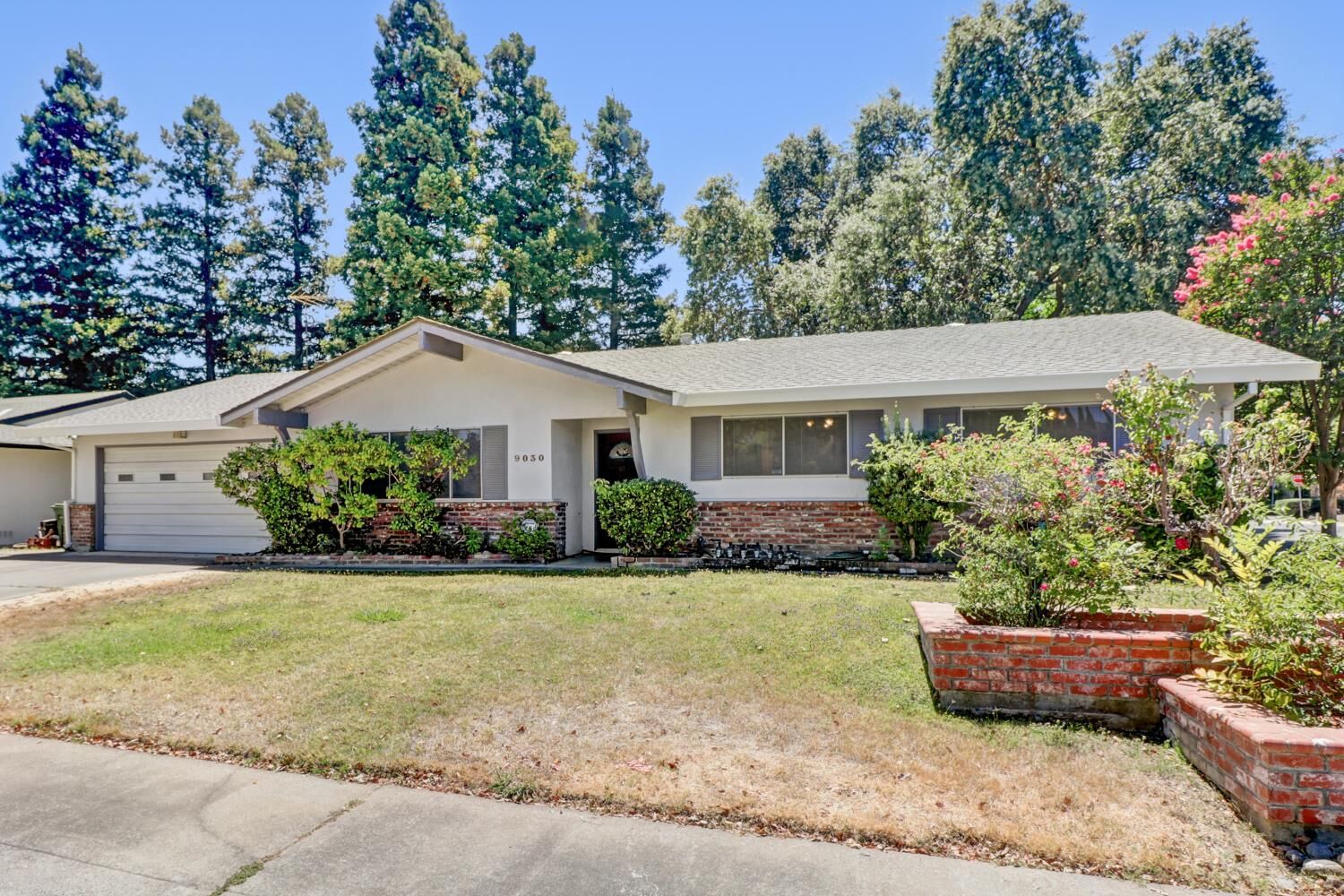 Property Photo:  9030 El Oro Plaza Drive  CA 95624 