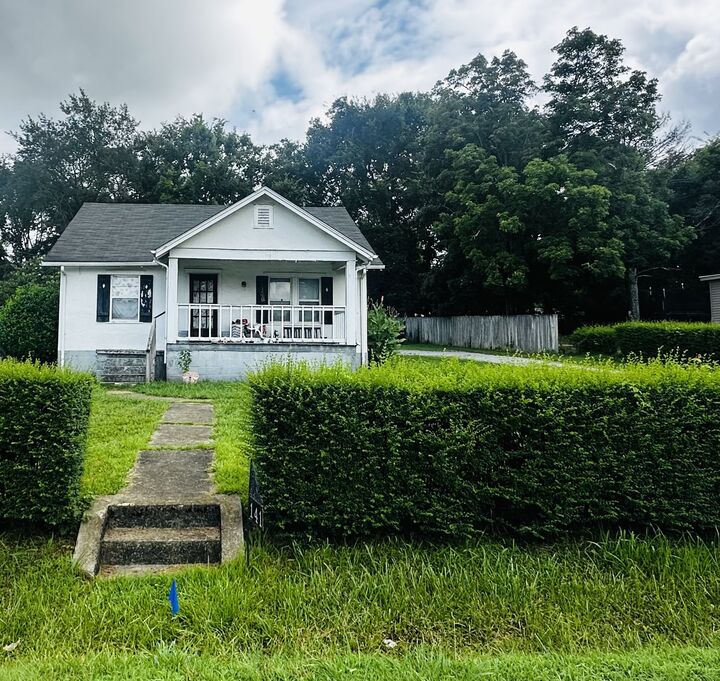 Property Photo:  141 Butler St  TN 37160 