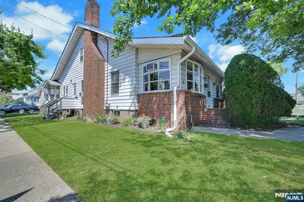 Property Photo:  111 Van Winkle Avenue  NJ 07506 