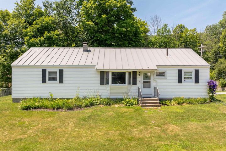 Property Photo: 9 Placid Square NH 03766