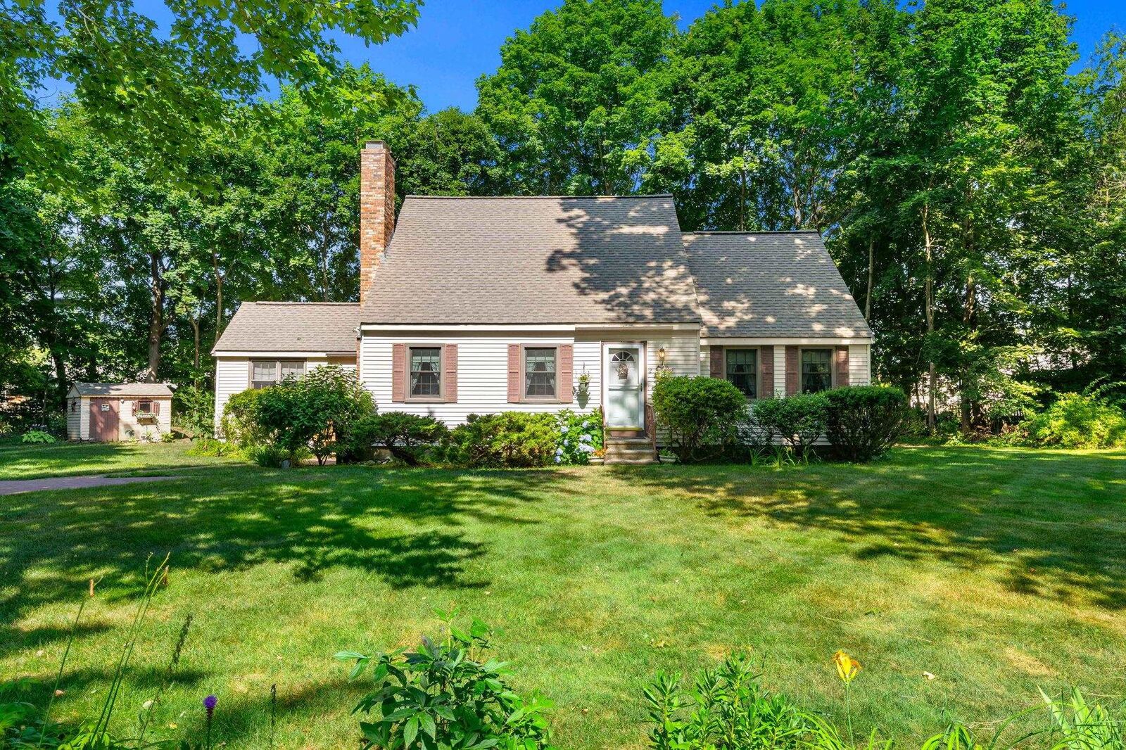 Property Photo:  2 Noel Street  NH 03842 