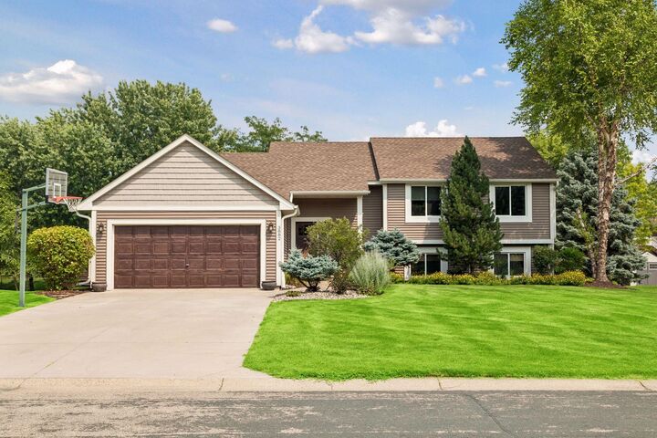 Property Photo:  3882 Mersey Way  MN 55123 