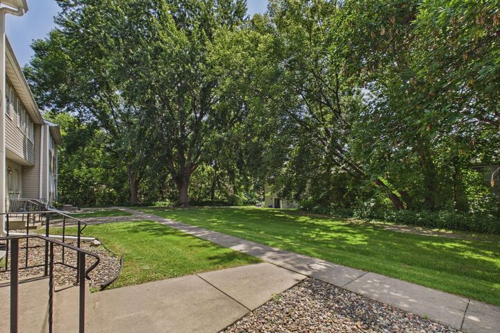 Property Photo: 1467 Goodwin Avenue N MN 55128