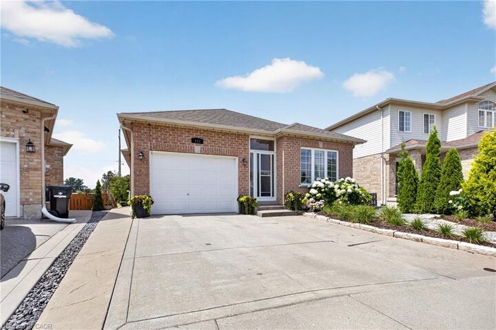 Property Photo:  118 Chester Drive  ON N1T 0B1 