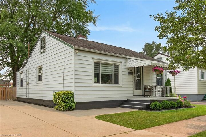 Property Photo: 309 Commando Street ON L3B 4T2