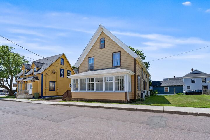 Property Photo: 26 Cedar Street PE C1N 3P4