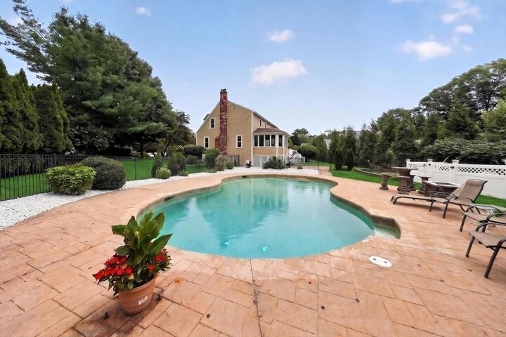 Property Photo:  72 Beckford Farm Road  MA 02339 