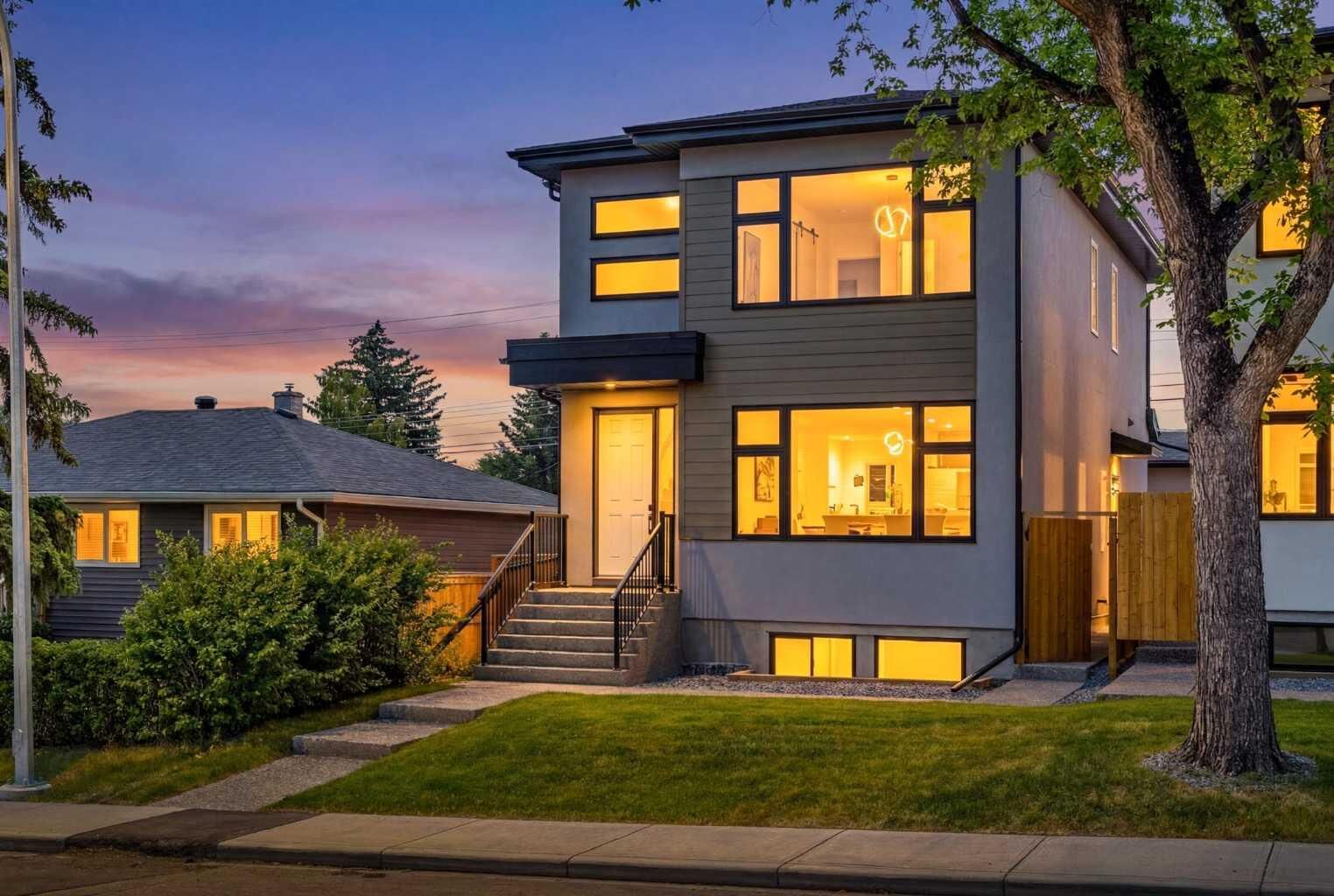 Property Photo: 421 Hendon Drive NW AB T2K 2A1