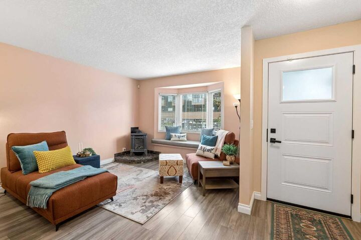 Property Photo:  1840 33 Avenue SW  AB T2T 1Y9 