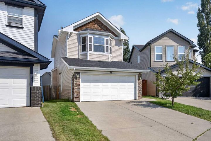 Property Photo: 168 Covepark Rise NE AB T3K 6G2