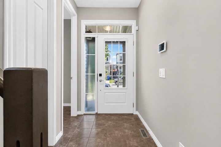 Property Photo: 150 Osborne Rise SW AB T4B 4A3