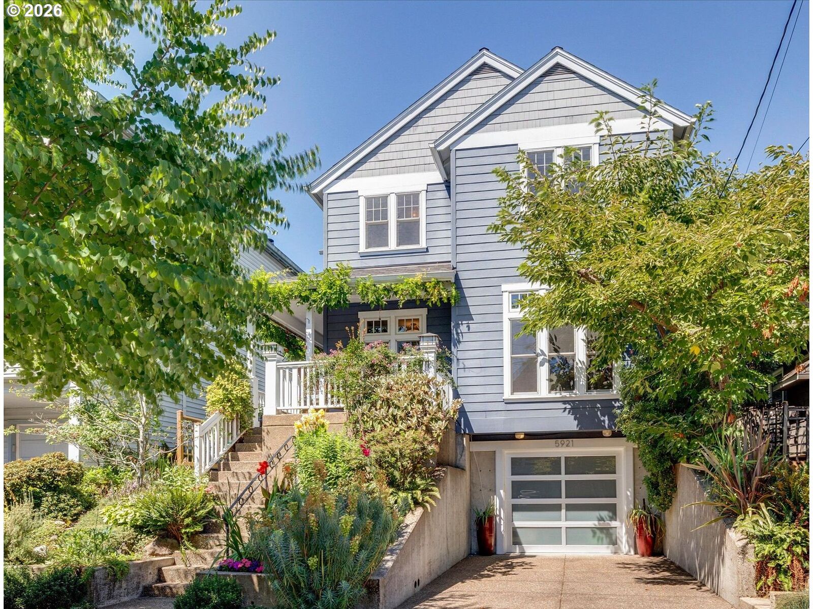 Property Photo:  5921 S Kelly Ave  OR 97239 
