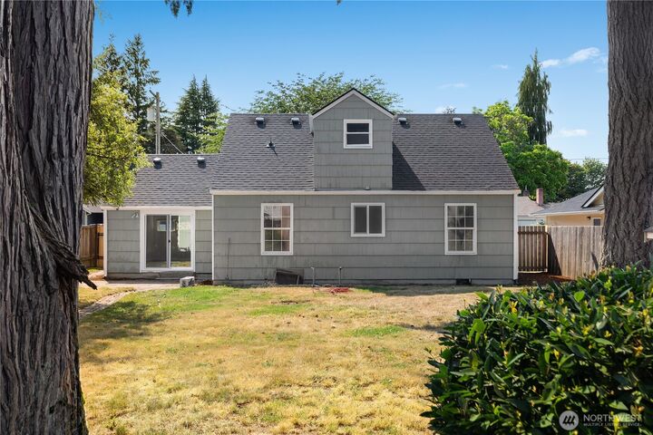 Property Photo:  3544  Quince Street SE  WA 98501 