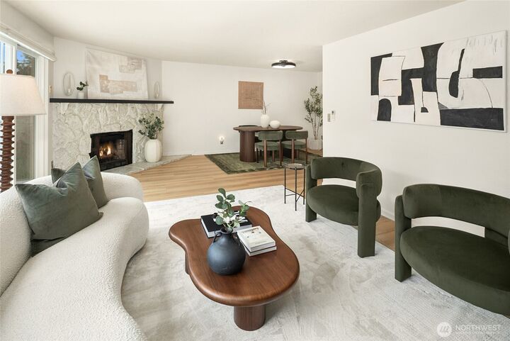 Property Photo: 11901 93rd Avenue NE B205 WA 98034