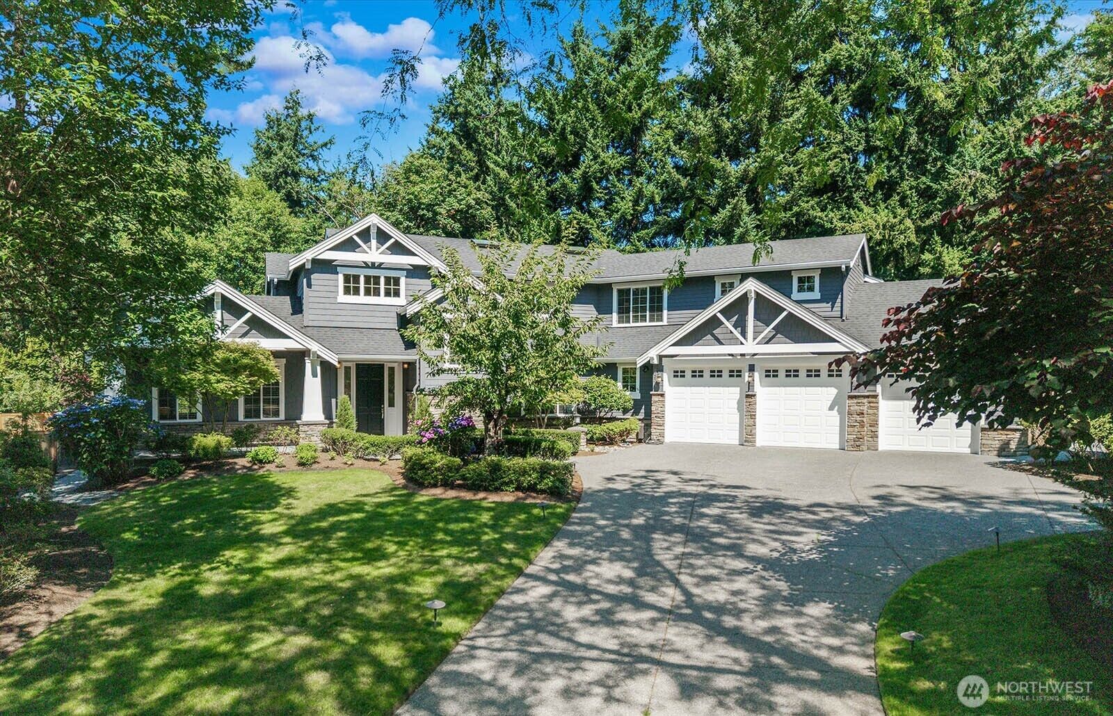 Property Photo: 4834 118th Avenue NE WA 98033