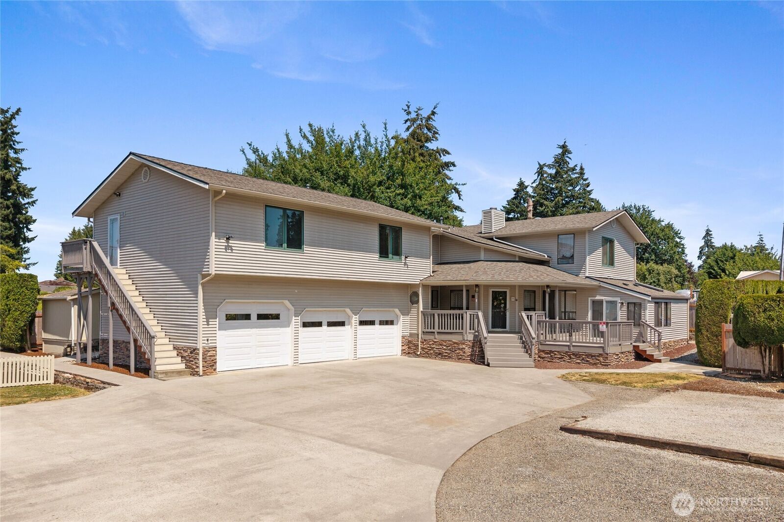 Property Photo: 4505 72nd Street E WA 98443