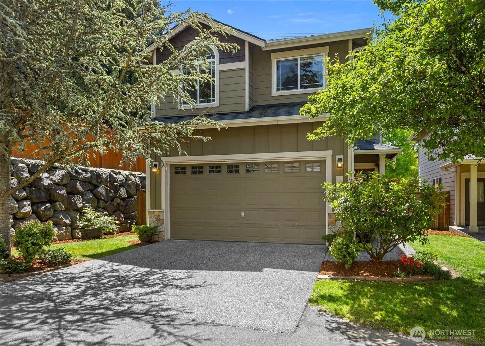 Property Photo: 10626 19th Place SE WA 98258
