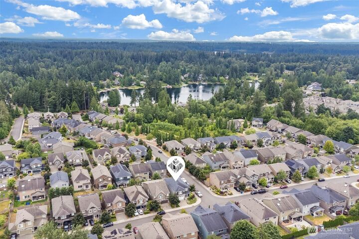 Property Photo:  17801 SE 188th Place  WA 98058 