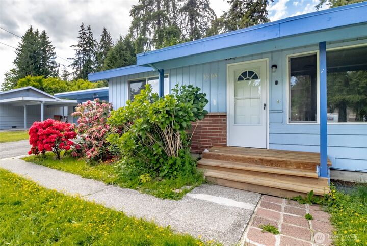Property Photo:  3506  114th Avenue E  WA 98372 