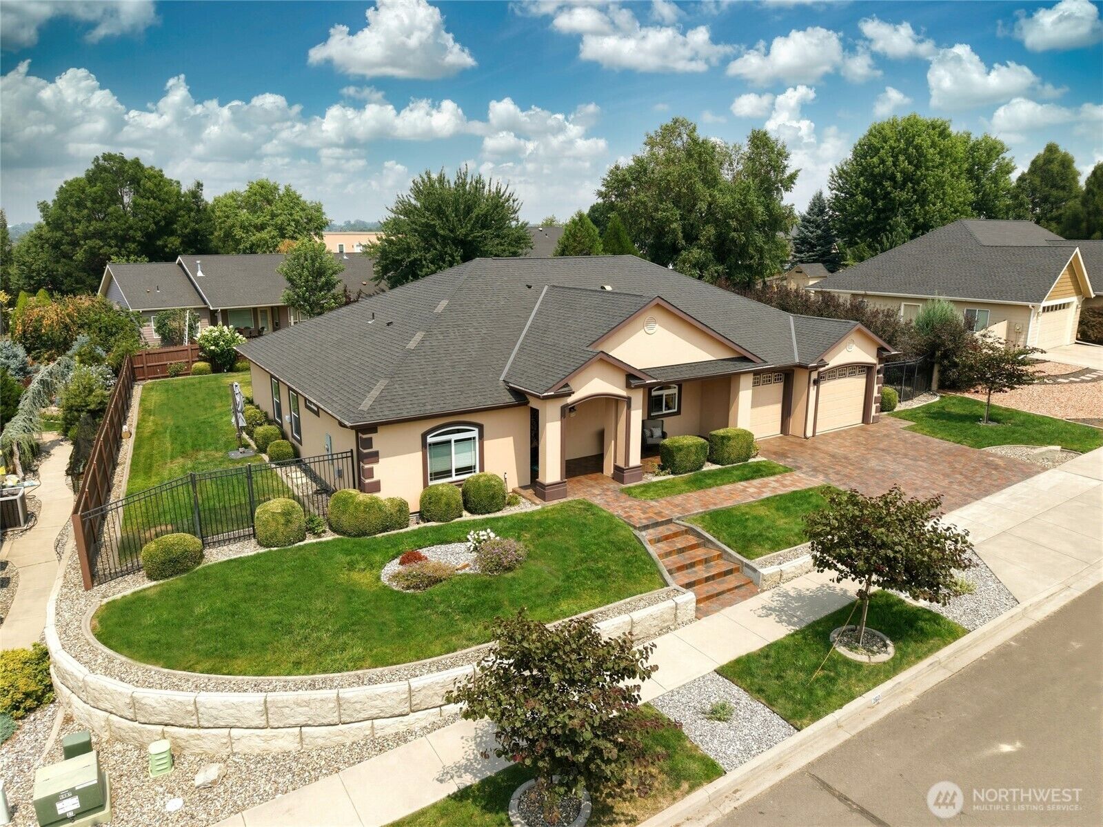 Property Photo:  260  Coyote Ridge Drive  WA 99362 