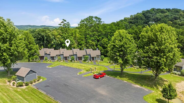 Property Photo:  20 Valleywood Lane  IL 61036 
