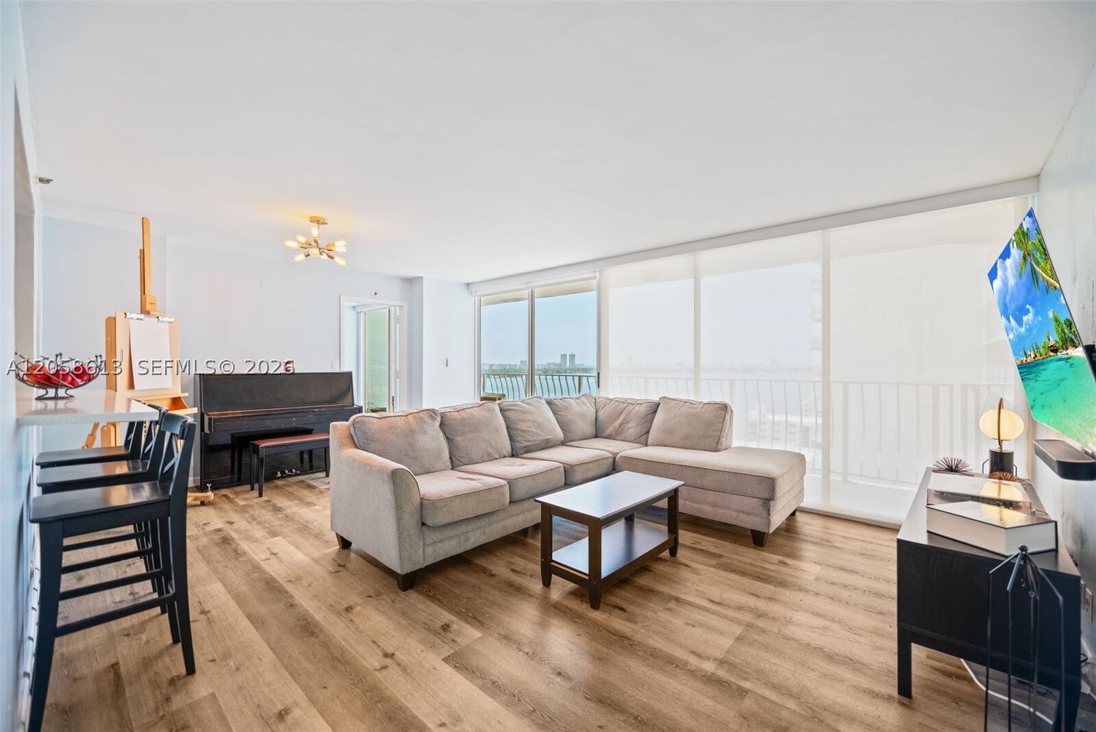 Property Photo:  7601 E Treasure Dr 2124  FL 33141 