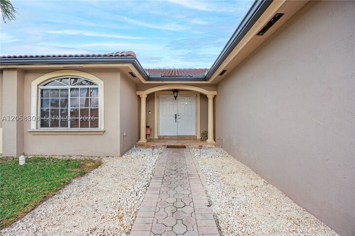 Property Photo:  15330 SW 170th Ter  FL 33187 