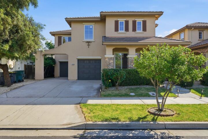 Property Photo: 16390 Adobe Way CA 95330